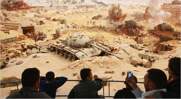 05egypt_span Visitors to a museum in Cairo last week viewed scenes from Egypt’s 1973 war with Israel. Officially, Egypt noted the 30th anniversary of a peace treaty with Israel.